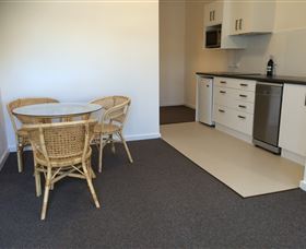 Abel Tasman Airport Motor Inn - Accommodation Cairns 0