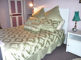 Old Colony Inn (Bed And Breakfast & Accommodation) - Accommodation Cairns 1