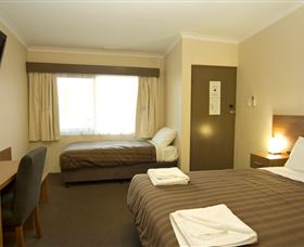 Seabrook Hotel Motel - Accommodation Cairns 0
