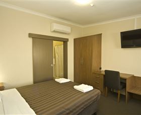 Seabrook Hotel Motel - Accommodation Cairns 2