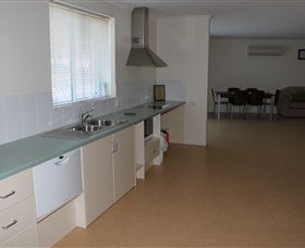 Glenn Moore Accessible Units - Accommodation Cairns 0