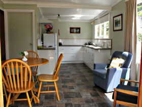 Thelma Retreat - Accommodation Cairns 0