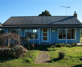 Castaway Cottage - Accommodation Cairns 0