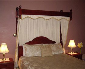 Lucinda B&B - Accommodation Cairns 0