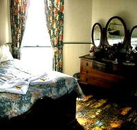 Bischoff Hotel - Accommodation Cairns