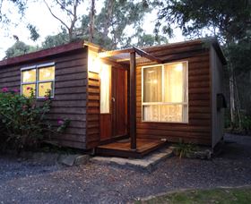 Crayfish Creek Van And Cabin Park And Spa Treehouse - Accommodation Cairns 2