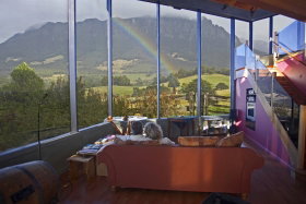 Eagles Nest Regreat - Accommodation Cairns 1