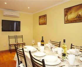 NorthEast Restawhile Bed And Breakfast - Accommodation Cairns 4