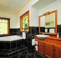 Beauty Point's Pomona Spa Cottages - Accommodation Cairns