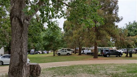 Valley View Caravan Park - Accommodation Cairns 0