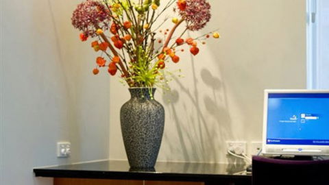 City Limits Hotel Apartments - Accommodation Cairns 2