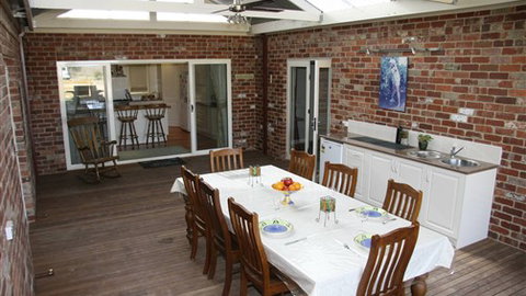 Cabarita Lodge - Accommodation Cairns 1