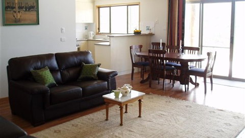 Hawksview At Mafeking - Accommodation Cairns 5