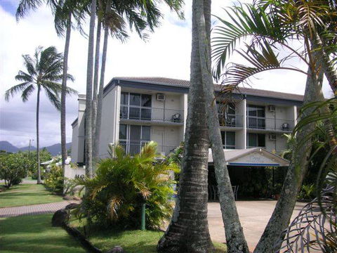 Cairns Holiday Lodge - Accommodation Cairns 0