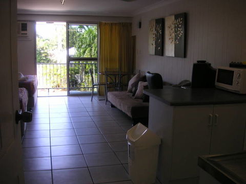Cairns Holiday Lodge - Accommodation Cairns 3