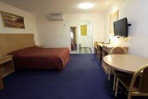 Cattleman's Apartments - Accommodation Cairns 0