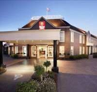 Canterbury International Hotel - Accommodation Cairns