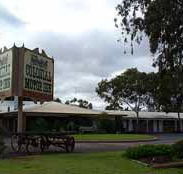 Colonial Motor Inn - Accommodation Cairns