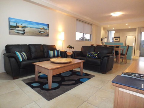 Pacific Marina Apartments - Accommodation Cairns 1