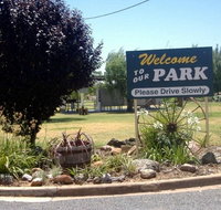 Country Club Caravan Park - Accommodation Cairns
