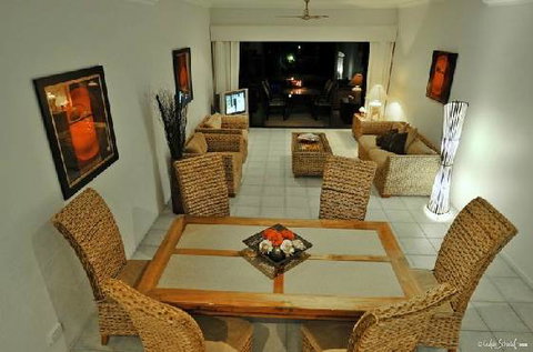 Edge On Beaches - Accommodation Cairns 10