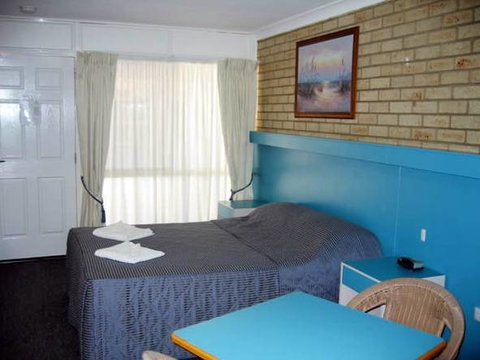 Jolly Swagman Motor Inn - Accommodation Cairns 3