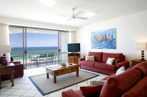 La Mer Sunshine Beachfront Apartments - Accommodation Cairns 2