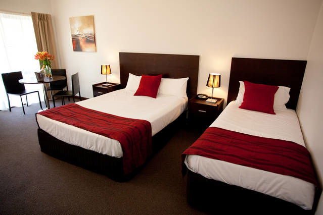 Canberra ACT Accommodation Cairns