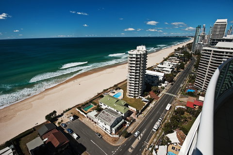 Pacific Views Resort - Main Beach - Accommodation Cairns 4