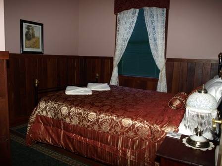 Pemberton Old Picture Theatre Holiday Apts - Accommodation Cairns 5