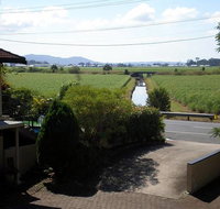 Poinciana Motel - Accommodation Cairns