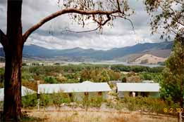 Queen's Cottage - Accommodation Cairns 0