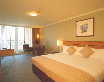Radisson Hotel & Suites Sydney - Accommodation Cairns 0