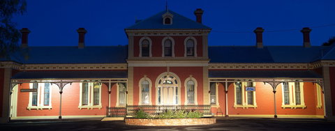 Hay Caravan Park - Accommodation Cairns 1