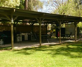 Moyhu Caravan Park - Accommodation Cairns 2
