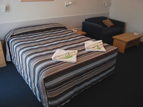 BEST WESTERN Bass And Flinders Motor Inn - Accommodation Cairns 0