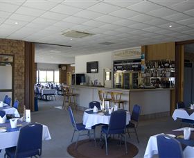 BEST WESTERN Bass And Flinders Motor Inn - Accommodation Cairns 1