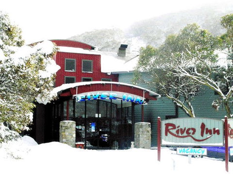River Inn - Accommodation Cairns 0