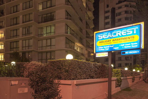Seacrest Apartments - Accommodation Cairns 7