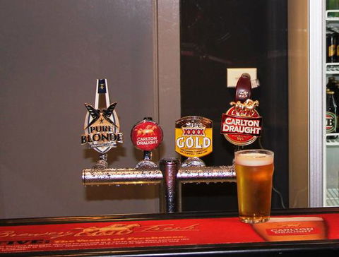 Sunshine Motor Inn - Accommodation Cairns 2