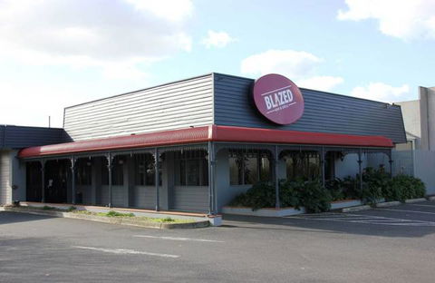 Sunshine Motor Inn - Accommodation Cairns 5