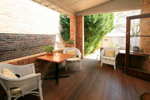 The Bank Guesthouse - Accommodation Cairns 7