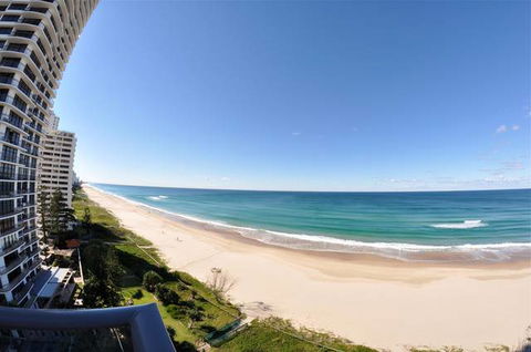 The Penthouses Apartments - Accommodation Cairns 9