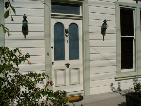 TRC House - Accommodation Cairns 1