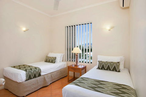 Tropic Towers Apartments - Accommodation Cairns 3