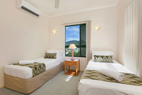 Tropic Towers Apartments - Accommodation Cairns 9