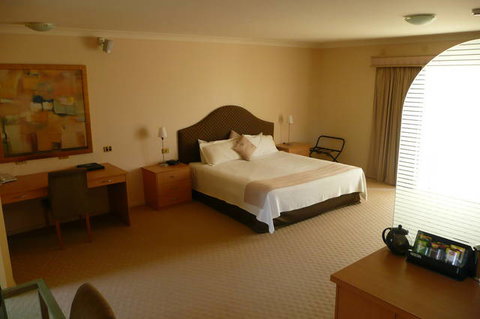 Wagga RSL Club Motel And Apartments - Accommodation Cairns 0