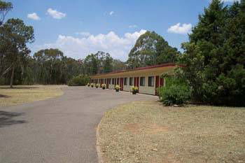 Wagon Wheel Motel & Cabins - Accommodation Cairns 0