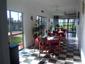 Whitsunday Palms - Accommodation Cairns 2