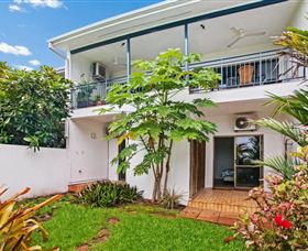 Beach View Holiday Villa - Accommodation Cairns 1